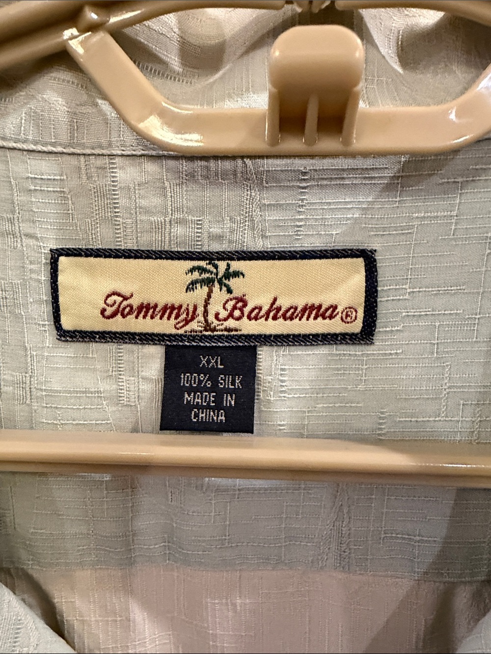 Tommy Bahama - Picture 4 of 10